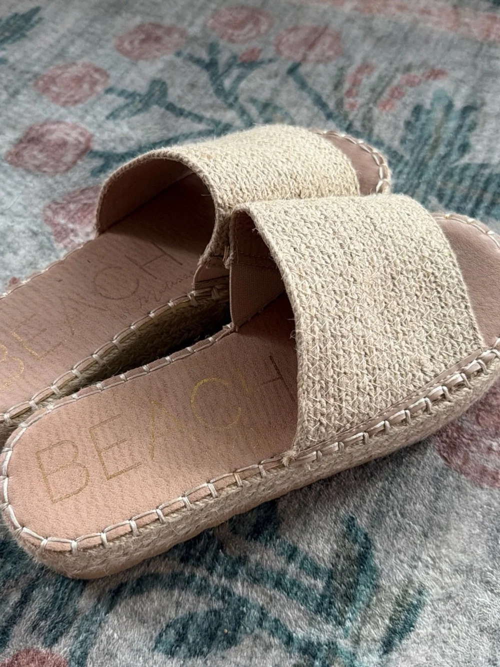 Women’s straw sandals